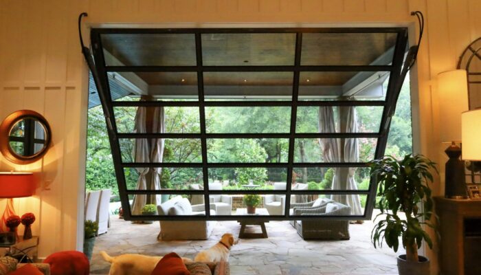 Home w 16' x 12' glass PLift wall to patio TX post PS for website (4)